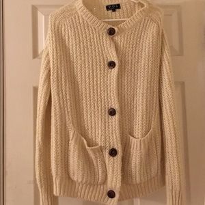 Chunky white sweater.